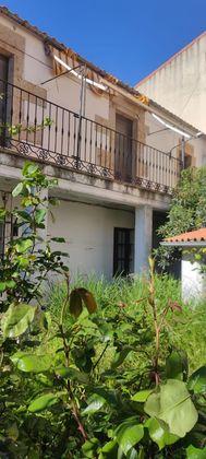 Foto 1 de Casa en venda a Villamayor de 7 habitacions amb terrassa i garatge