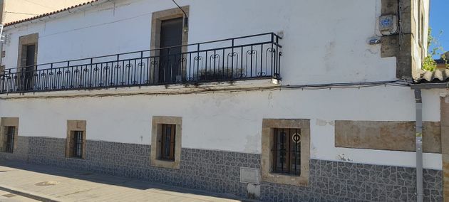 Foto 2 de Casa en venta en Villamayor de 7 habitaciones con terraza y garaje