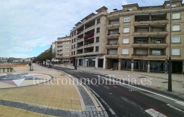 Foto 1 de Piso en venta en Sanxenxo de 3 habitaciones con terraza y balcón