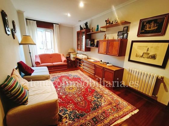 Foto 1 de Pis en venda a Zona Fernández Ladreda de 4 habitacions amb garatge i calefacció