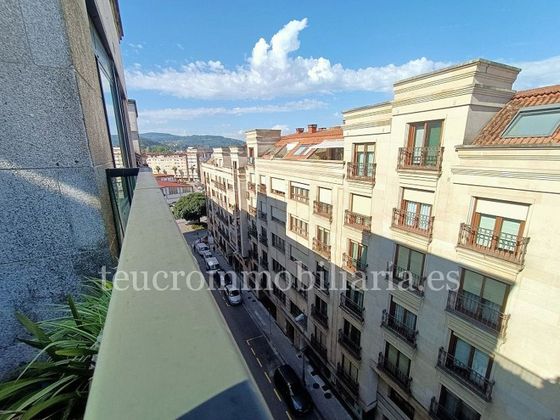 Foto 1 de Àtic en venda a Zona de Plaza de Barcelos de 4 habitacions amb terrassa i garatge