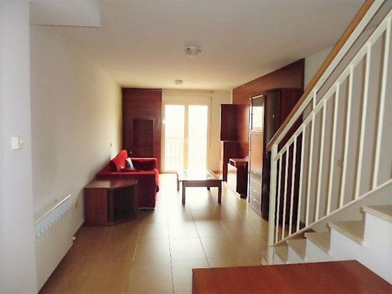 Foto 2 de Dúplex en venda a Illescas de 4 habitacions amb mobles i balcó
