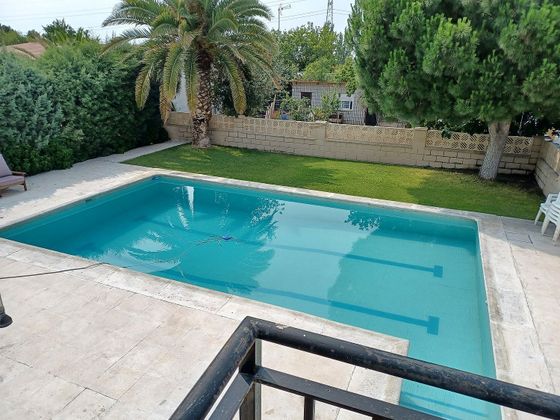 Foto 2 de Chalet en venta en Illescas de 6 habitaciones con terraza y piscina
