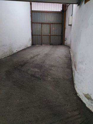 Foto 2 de Venta de garaje en avenida Prudencio González de 11 m²