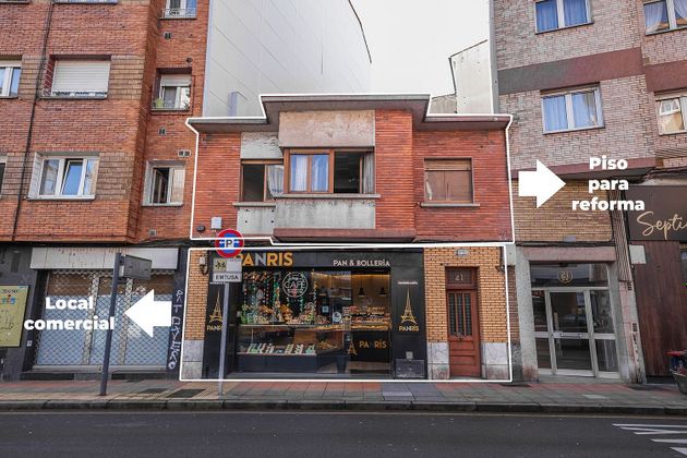 Foto 2 de Edifici en venda a calle Brasil de 165 m²