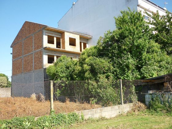 Foto 2 de Casa en venda a avenida De Portugal de 4 habitacions i 387 m²