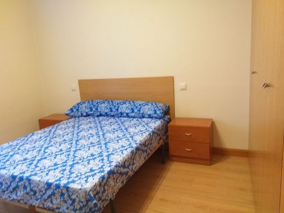 Foto 2 de Alquiler de piso en Alfoz de Quintanadueñas de 1 habitación con muebles y calefacción