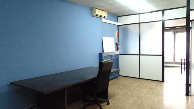 Foto 2 de Oficina en venda a Castaños amb terrassa i calefacció