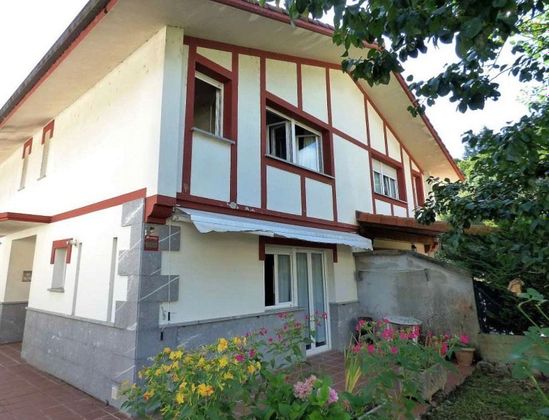 Foto 1 de Casa adossada en venda a Albiztur de 3 habitacions amb terrassa i garatge