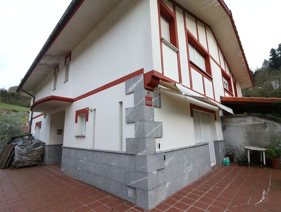 Foto 2 de Casa adossada en venda a Albiztur de 3 habitacions amb terrassa i garatge