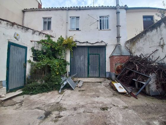 Foto 2 de Casa adossada en venda a Área Rural de 3 habitacions amb garatge