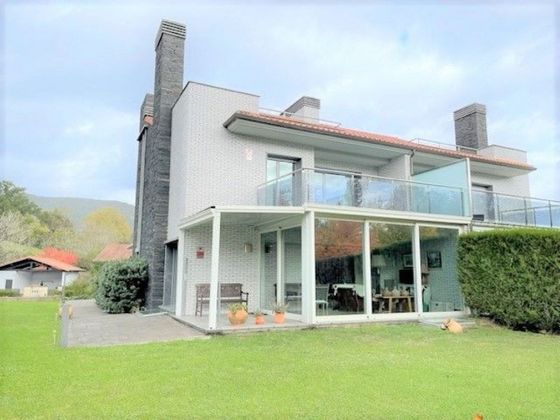 Foto 1 de Casa en venda a Hondarribia de 3 habitacions amb terrassa i piscina