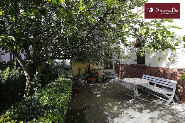 Foto 2 de Casa en venda a Pinar - Anaka - Belaskoenea de 8 habitacions amb terrassa i garatge