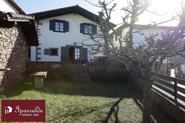 Foto 1 de Xalet en venda a Zugarramurdi de 4 habitacions amb terrassa i garatge