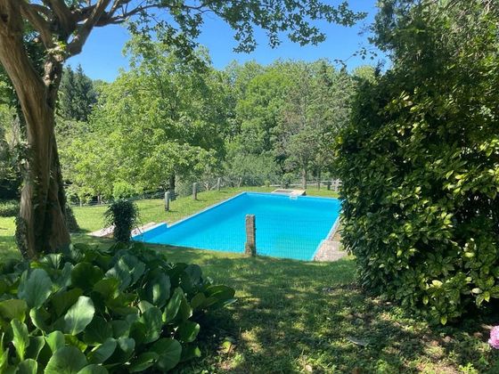 Foto 1 de Chalet en venta en Oiartzun de 6 habitaciones con terraza y piscina