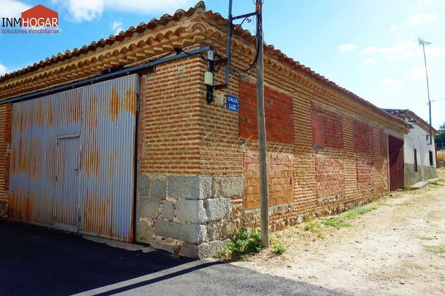 Foto 1 de Venta de casa rural en Berlanas (Las) de 2 habitaciones con terraza y garaje