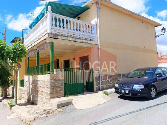 Foto 1 de Casa en venda a Barraco (El) de 4 habitacions amb terrassa i balcó