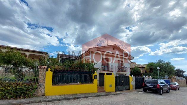 Foto 1 de Xalet en venda a Lanzahíta de 3 habitacions amb terrassa i garatge