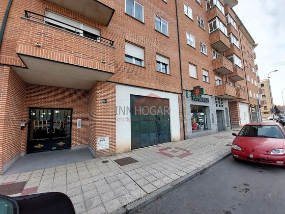 Foto 1 de Pis en venda a Estación de 3 habitacions amb terrassa i garatge