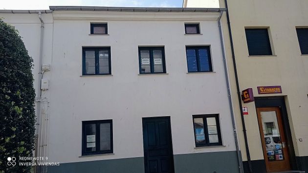 Foto 1 de Casa adossada en venda a Tapia de Casariego de 5 habitacions amb terrassa i garatge