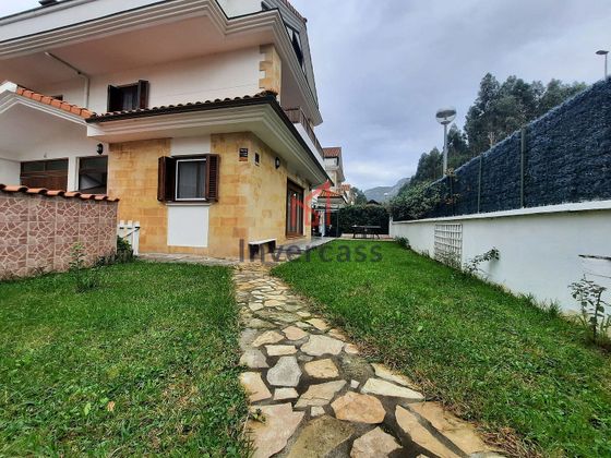 Foto 2 de Casa en venda a Guriezo de 4 habitacions amb terrassa i piscina