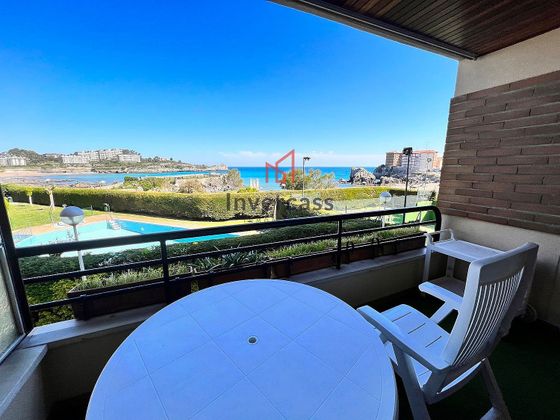 Foto 2 de Pis en venda a Castro de 3 habitacions amb terrassa i piscina