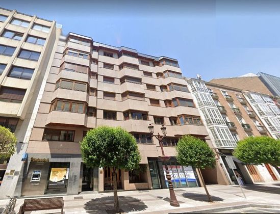Foto 1 de Alquiler de oficina en Plaza España - Villa Pilar - Reyes Católicos - Vadillos con garaje y calefacción