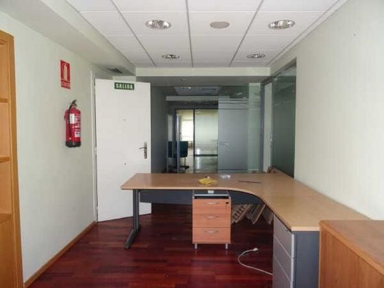 Foto 2 de Venta de oficina en plaza De Europa de 352 m²