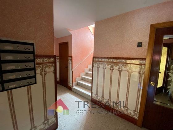 Foto 2 de Pis en venda a calle Gabino Alonso de 4 habitacions amb calefacció i ascensor