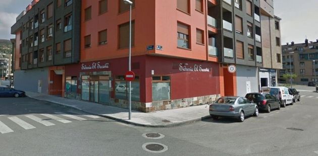 Foto 1 de Local en venta en calle Alfonso X El Sabio de 157 m²