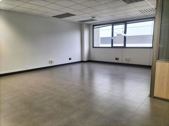 Foto 2 de Alquiler de oficina en Santa Ana de 130 m²