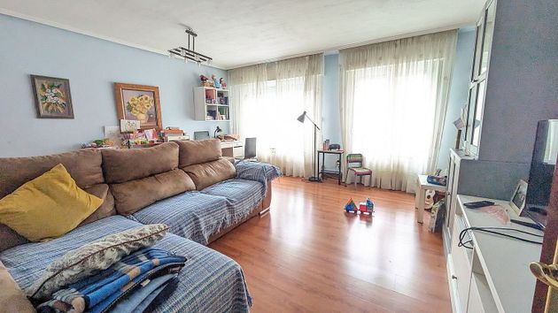 Foto 1 de Venta de piso en Romo de 2 habitaciones con terraza y calefacción