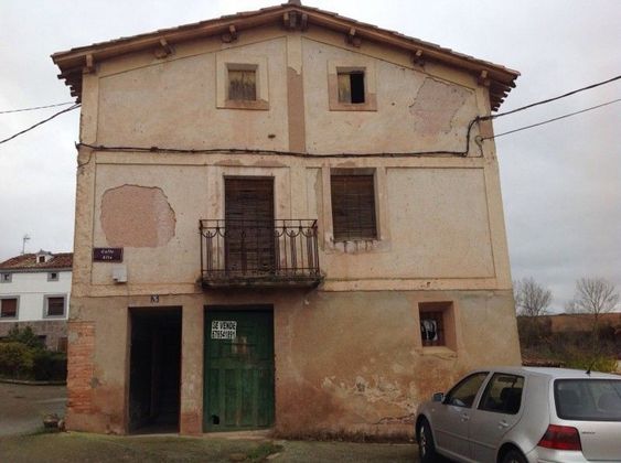 Foto 1 de Venta de casa rural en Villar de Torre de 4 habitaciones y 120 m²