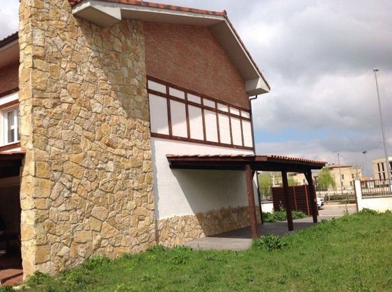 Foto 1 de Casa en venda a Cirueña de 2 habitacions amb terrassa i piscina