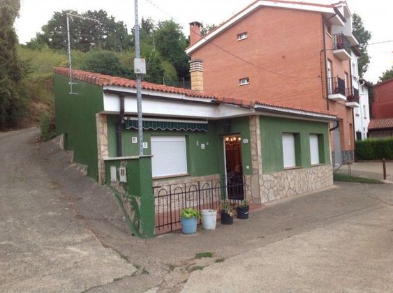 Foto 2 de Chalet en venta en Santurde de Rioja de 2 habitaciones con calefacción