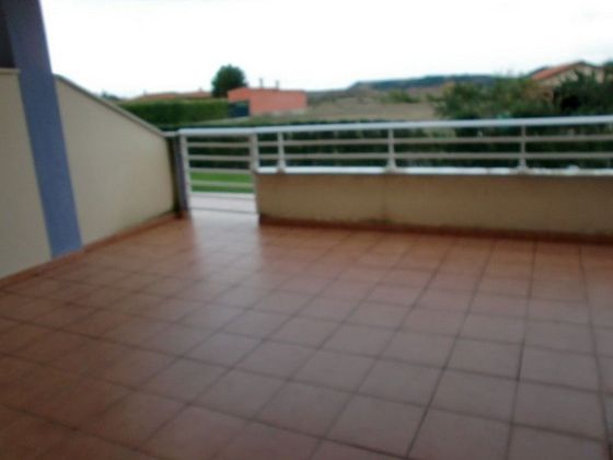 Foto 1 de Venta de piso en Azofra de 2 habitaciones con terraza y piscina