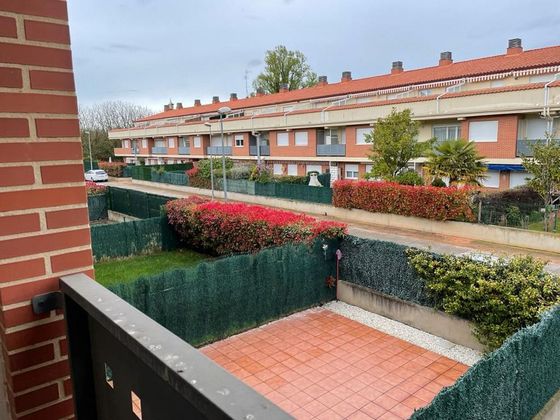 Foto 1 de Dúplex en venda a Castañares de Rioja de 2 habitacions amb terrassa i piscina