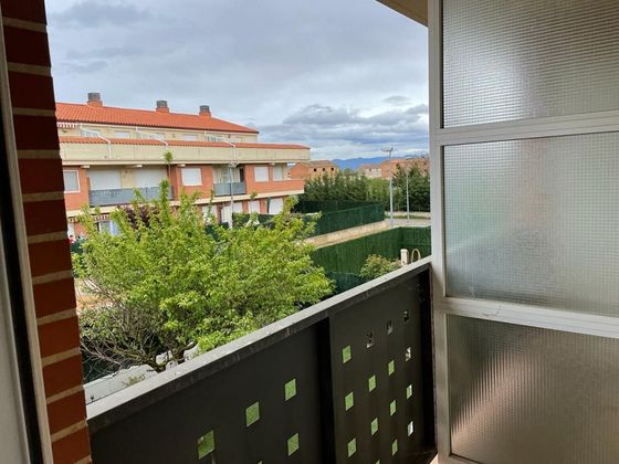 Foto 2 de Dúplex en venta en Castañares de Rioja de 2 habitaciones con terraza y piscina