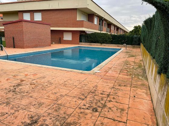 Foto 2 de Pis en venda a Castañares de Rioja de 2 habitacions amb terrassa i piscina