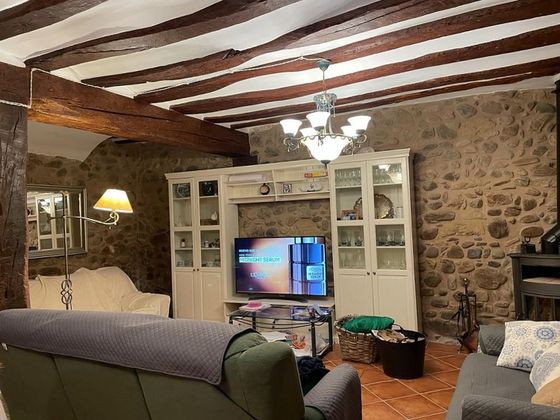 Foto 1 de Casa adossada en venda a Bañares de 6 habitacions amb terrassa i piscina
