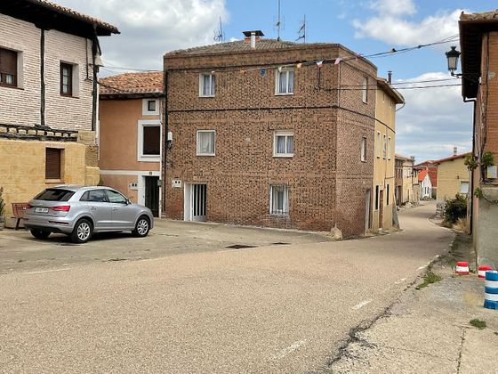 Foto 2 de Casa adossada en venda a Viloria de Rioja de 4 habitacions amb calefacció