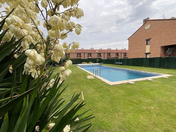 Foto 1 de Casa adossada en venda a Canillas de Río Tuerto de 3 habitacions amb terrassa i piscina
