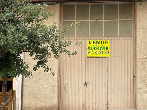 Foto 2 de Local en venta en Santo Domingo de la Calzada con garaje