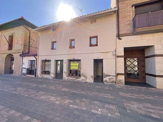 Foto 1 de Casa adossada en venda a Santurde de Rioja de 5 habitacions amb terrassa i calefacció