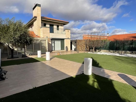 Foto 2 de Casa en venta en Cirueña de 3 habitaciones con terraza y piscina