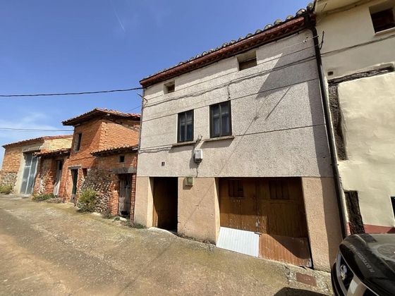 Foto 2 de Casa en venda a Villar de Torre de 4 habitacions amb jardí i calefacció