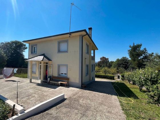 Foto 1 de Casa en venda a Friol de 4 habitacions amb terrassa i garatge