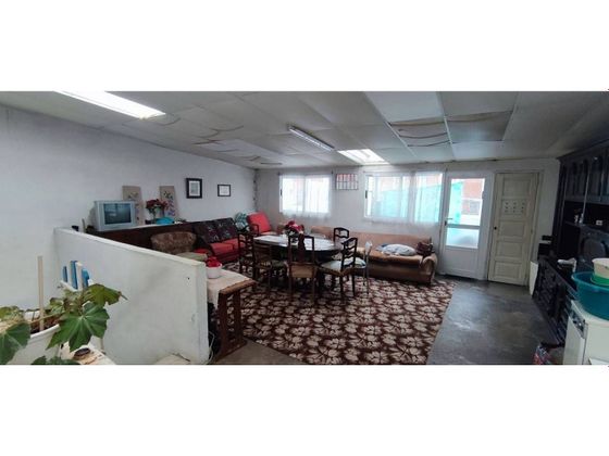 Foto 2 de Casa en venda a Residencia - Abella de 3 habitacions amb garatge i calefacció