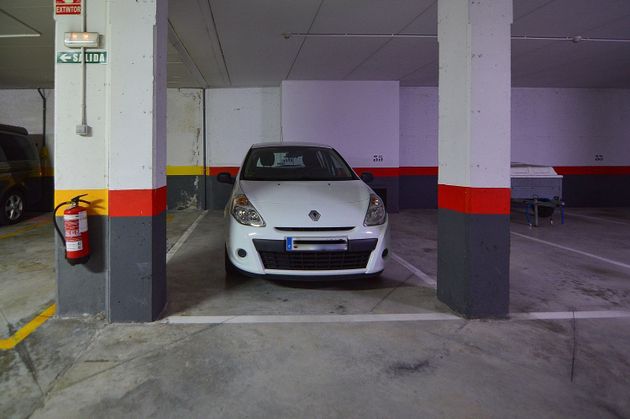 Foto 2 de Garatge en lloguer a calle José María Jimeno Jurío de 12 m²