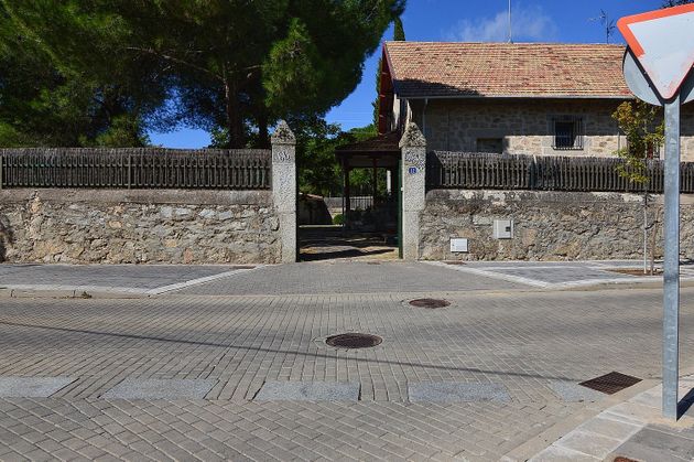 Foto 2 de Xalet en venda a paseo Mirasierra de 7 habitacions amb terrassa i garatge